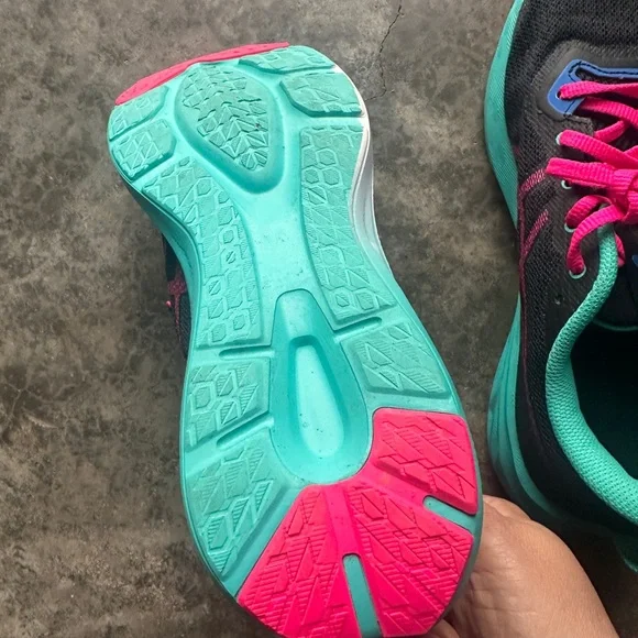 ASICS Women's Black and Pink Athletic Shoes - Picture 4 of 5